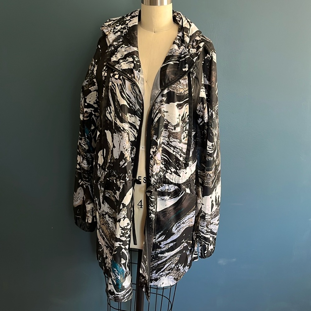 Simply Vera rip stop jacket.